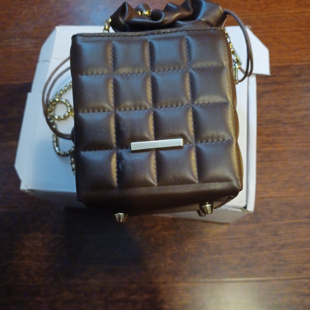 Elegant Brown Quilted Women's Bag